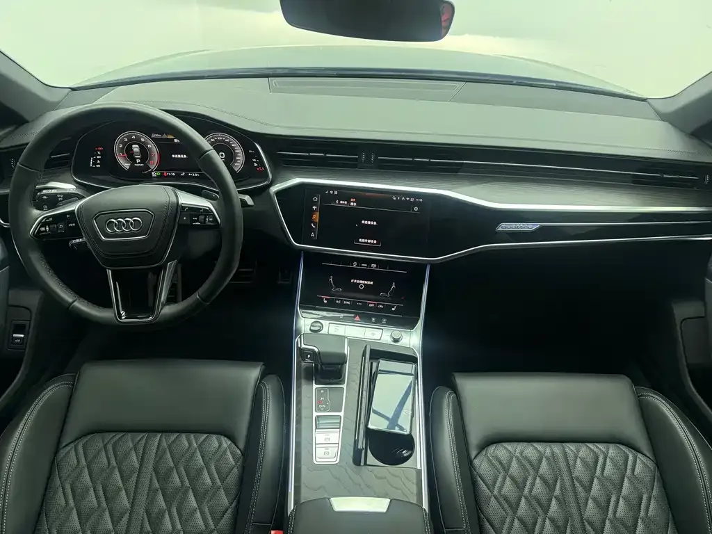 Audi A6L 2025 из CN, фото 9