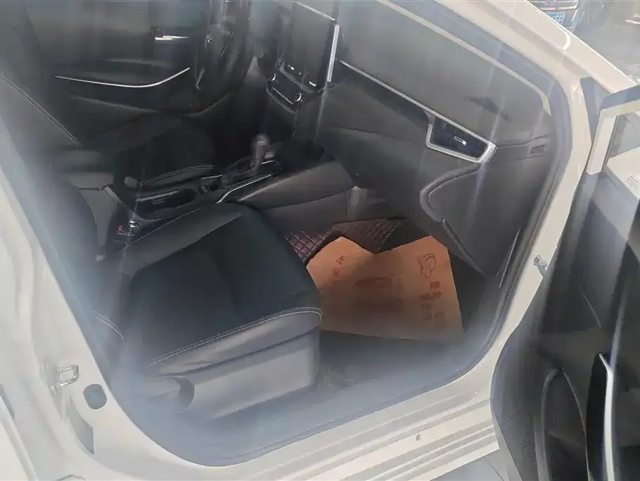 Toyota Corolla 2022 из CN, фото 7