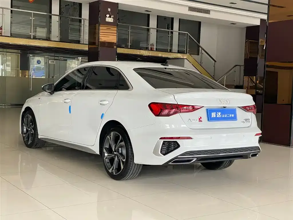 Audi A3 2024 из CN, фото 8