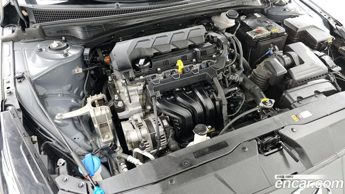 Hyundai AVANTE 2023 из KR, фото 10