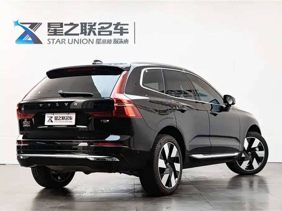Volvo XC60 PHEV 2025 из CN, фото 5