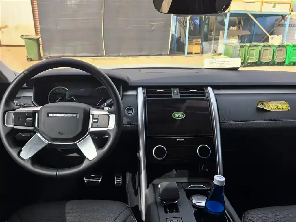 Land Rover Discovery 2023 из CN, фото 5