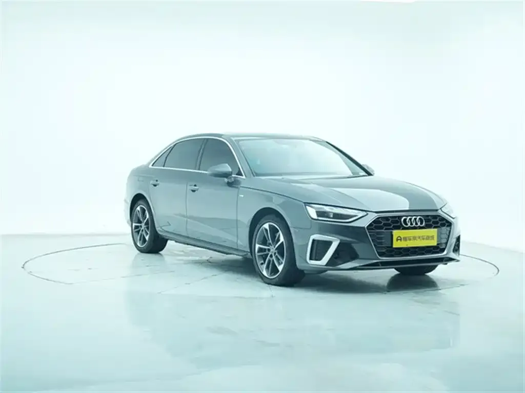 Audi A4L 2023 из CN, фото 6
