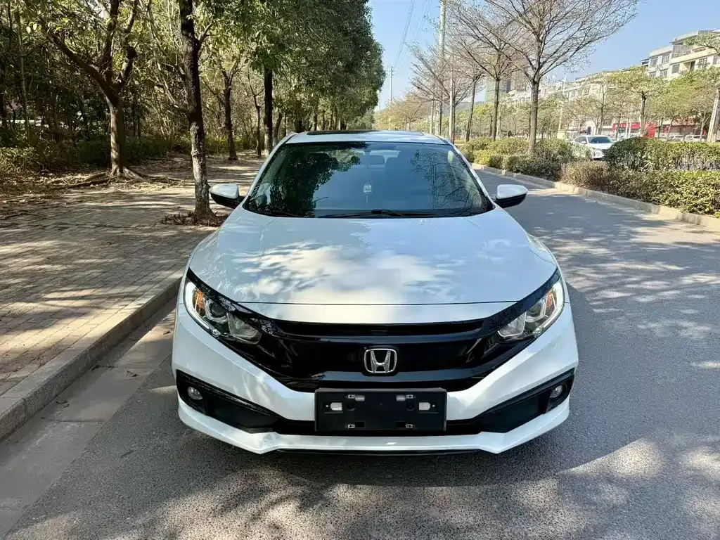Honda Civic 2021 из CN, фото 5