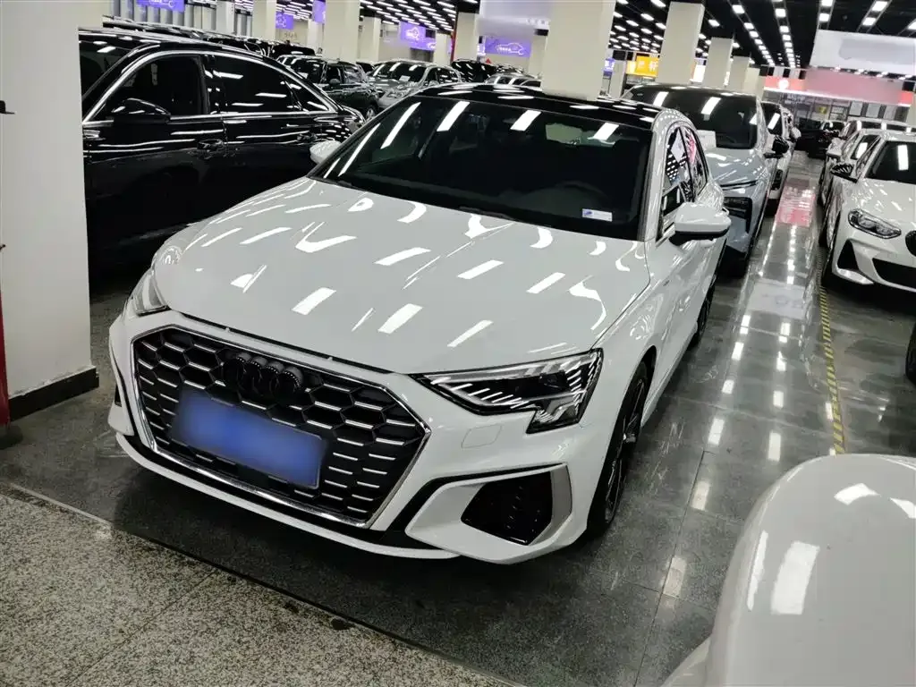 Audi A3 2022 из CN, фото 9