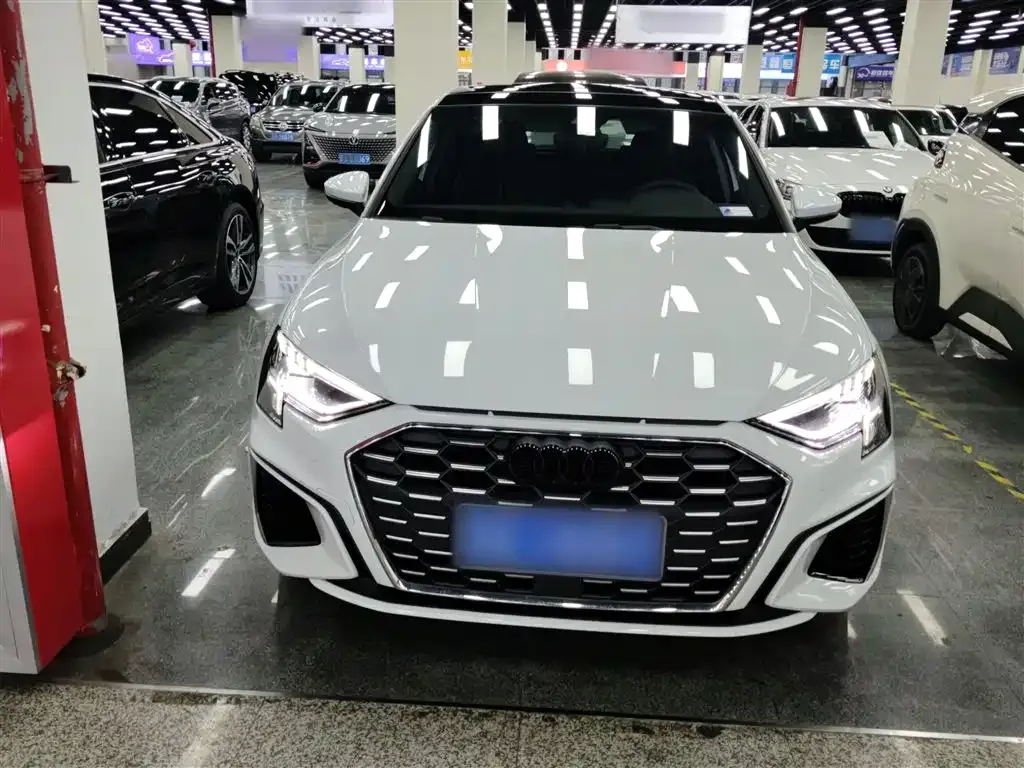 Audi A3 2022 из CN, фото 4