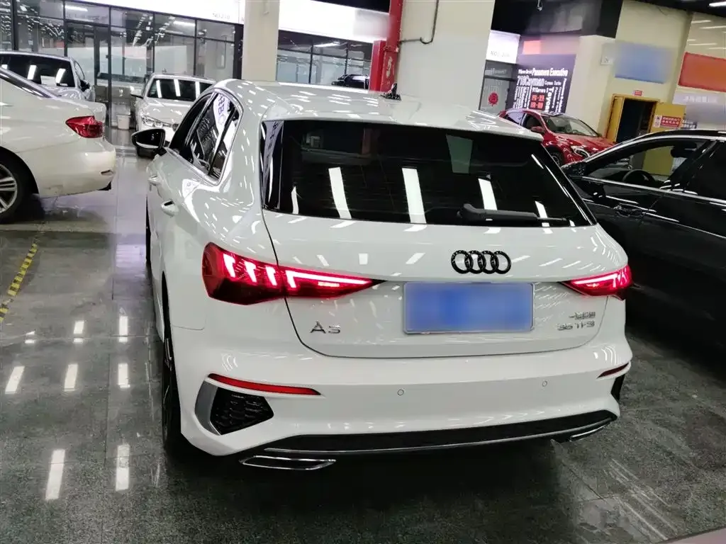 Audi A3 2022 из CN, фото 10