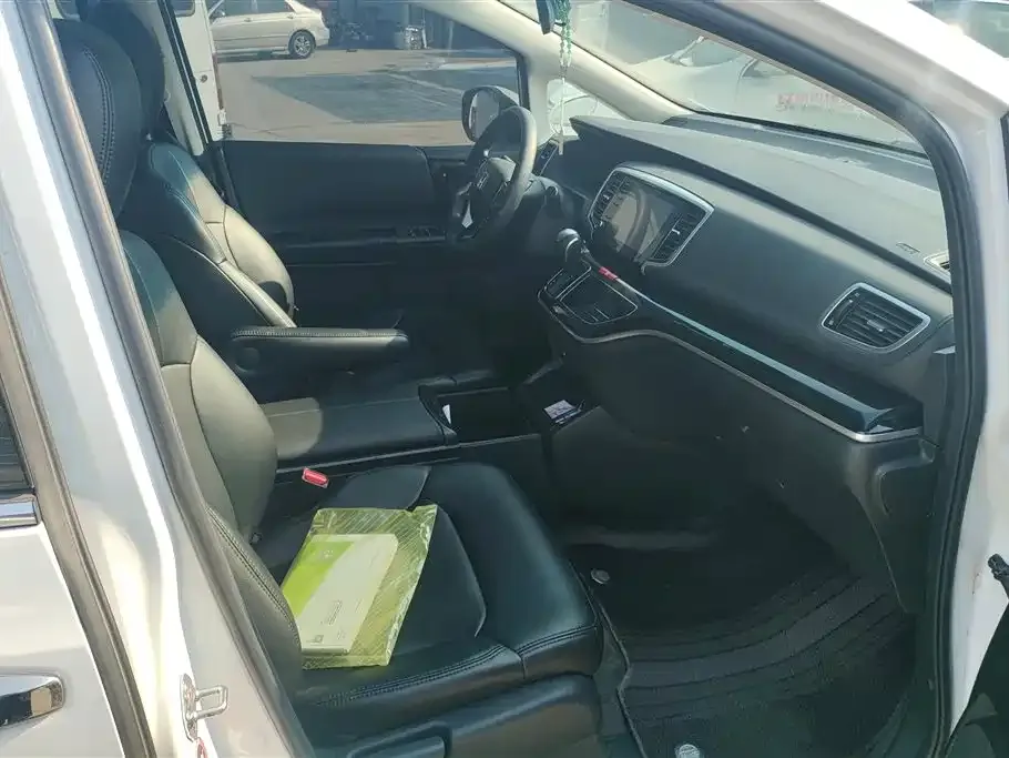 Honda Odyssey 2021 из CN, фото 3