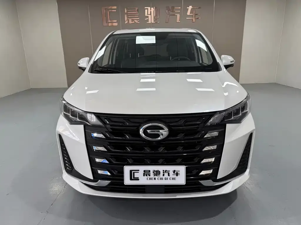 GAC Motor Trumpchi M6 — фото 8