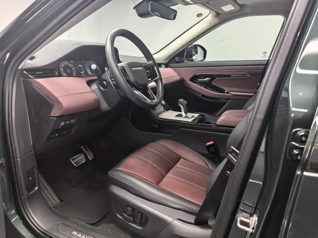 Land Rover Evoque PHEV 2024 из CN, фото 4