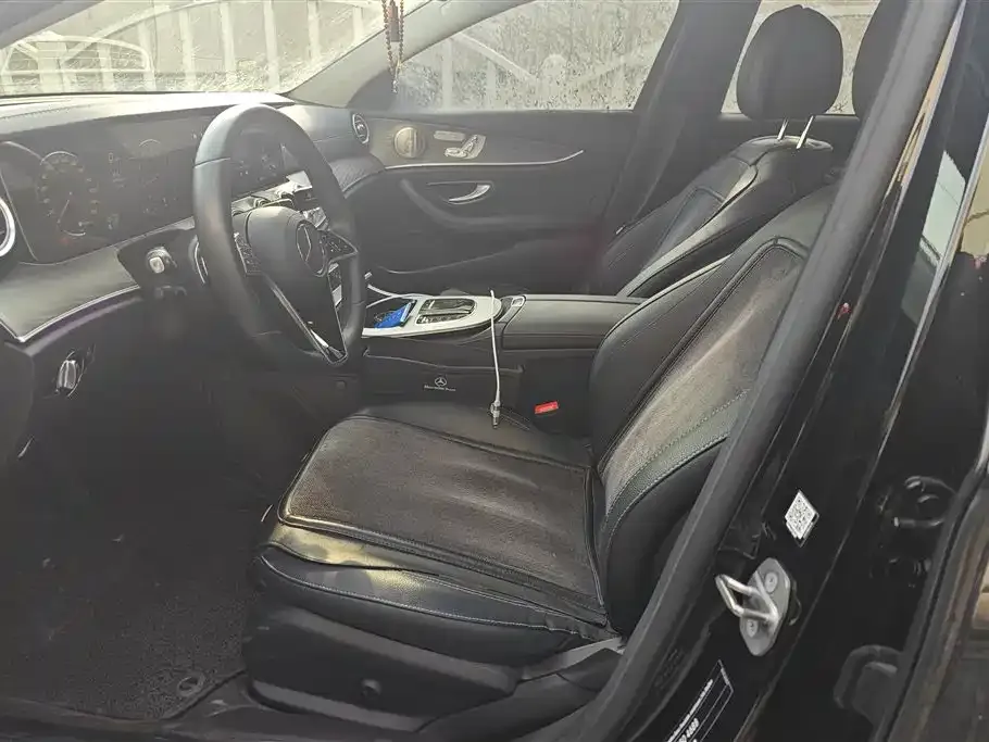 Mercedes-Benz E-Class 2023 из CN, фото 4