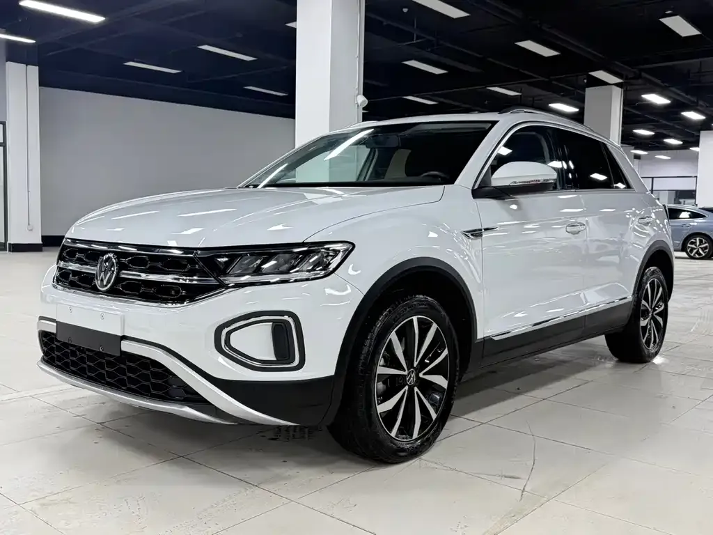Volkswagen T-Roc 2023 из CN, фото 1