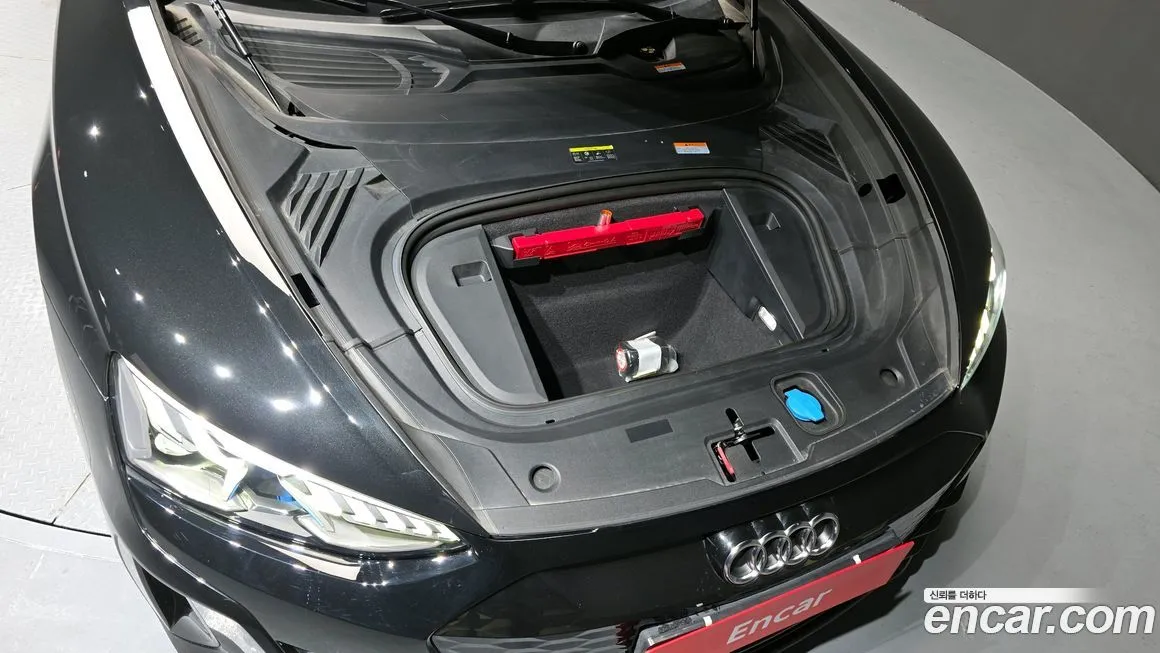 Audi e-tron GT 2022 из KR, фото 9