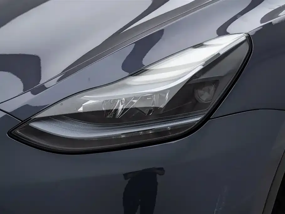 Tesla Model Y 2023 из CN, фото 6