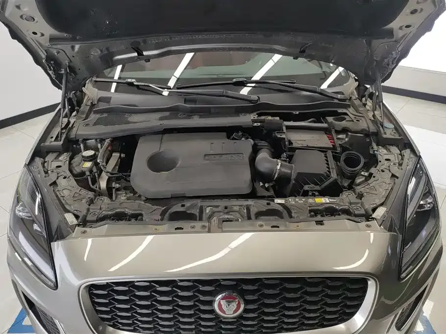 Jaguar E-PACE 2023 из CN, фото 9