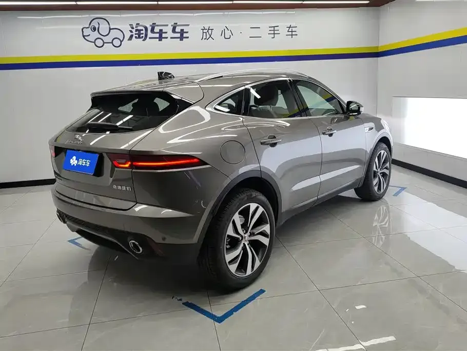 Jaguar E-PACE 2023 из CN, фото 7