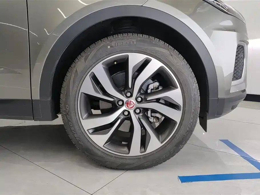 Jaguar E-PACE 2023 из CN, фото 4