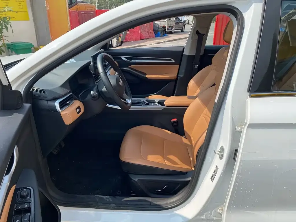Geely Emgrand 2024 из CN, фото 8