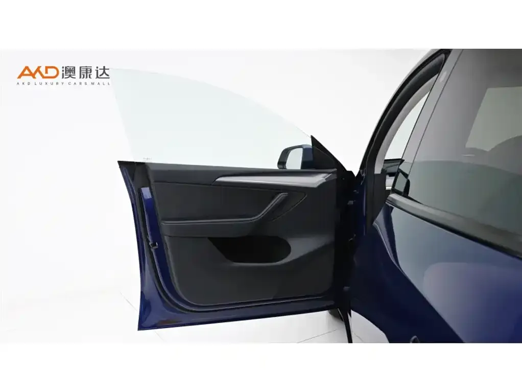Tesla Model Y 2024 из CN, фото 8
