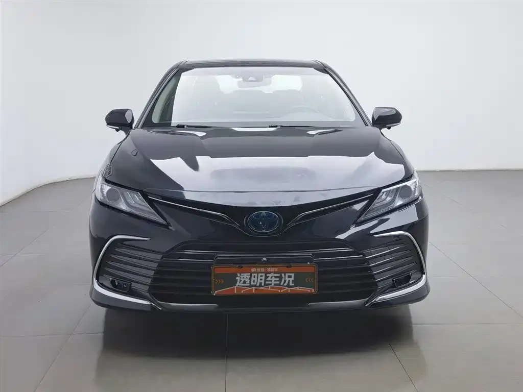 Toyota Camry 2023 из CN, фото 3