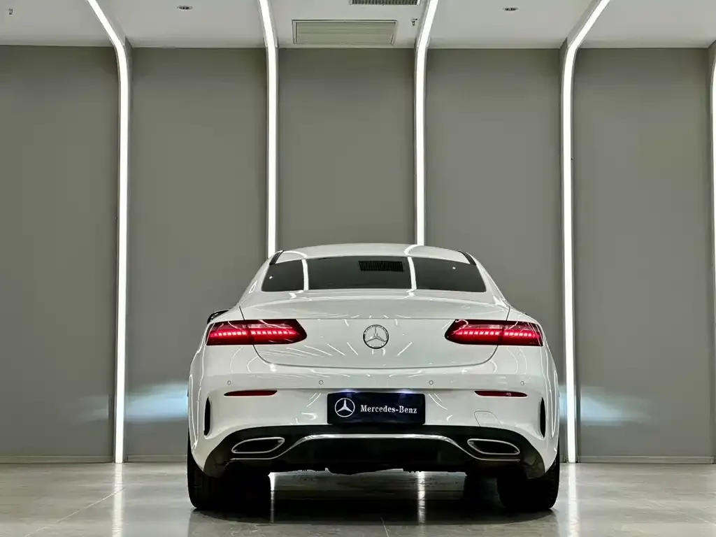 Mercedes-Benz E-Class (Import) 2022 из CN, фото 2