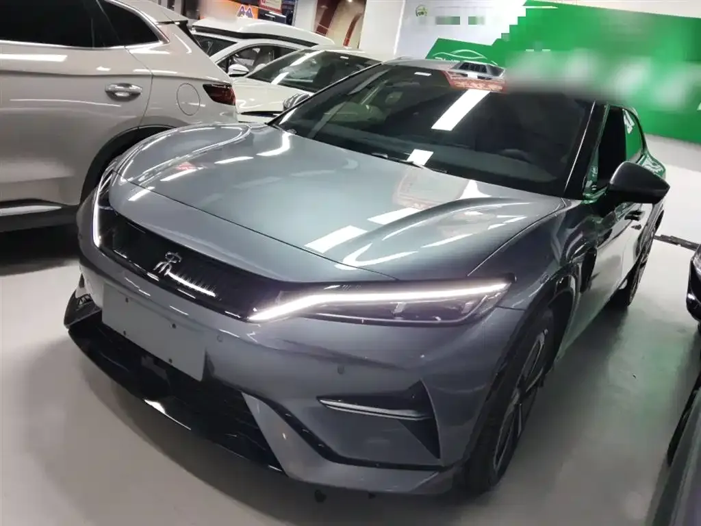 BYD L EV 2025 из CN, фото 1