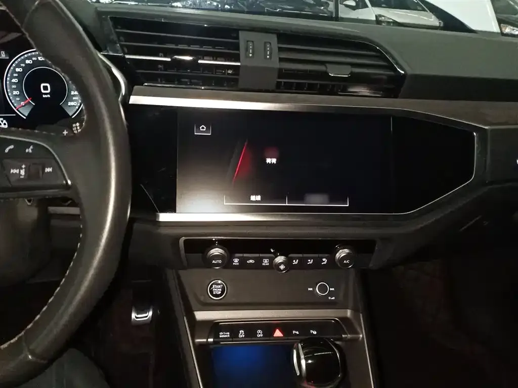 Audi Q3 2023 из CN, фото 9