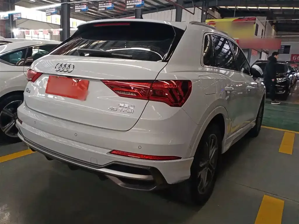 Audi Q3 2023 из CN, фото 4