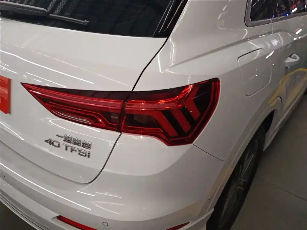 Audi Q3 2023 из CN, фото 2