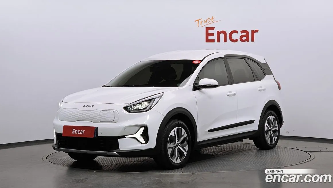 Kia Niro 2023 из KR, фото 1
