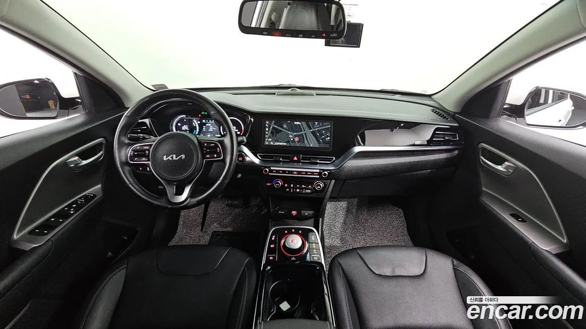 Kia Niro 2023 из KR, фото 2