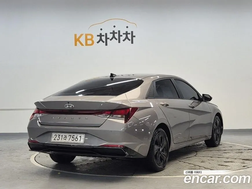 Hyundai AVANTE — фото 8
