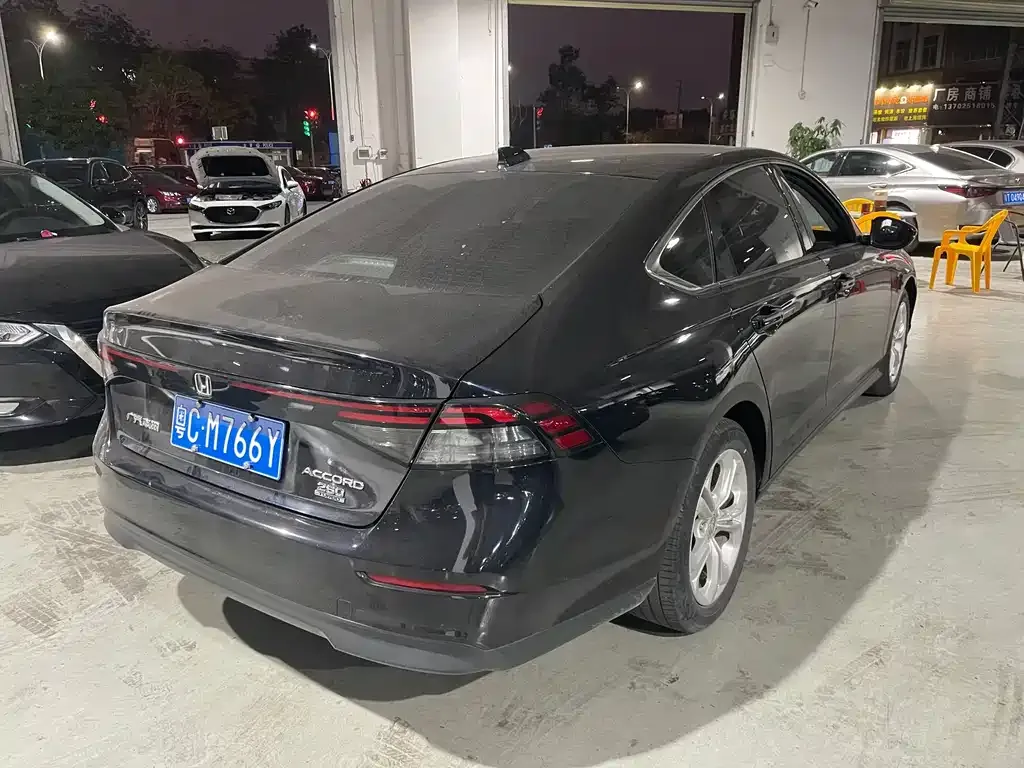 Honda Accord 2023 из CN, фото 8