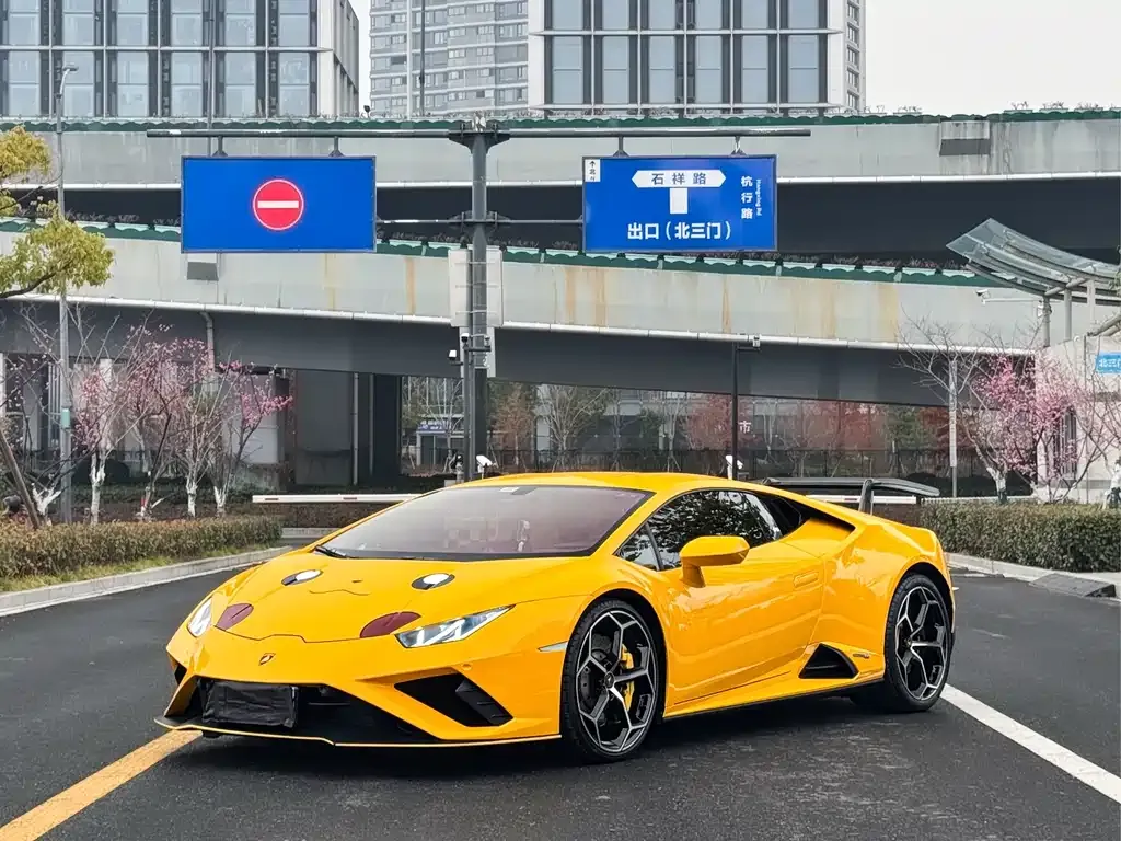 Lamborghini Huracan 2023 из CN, фото 7