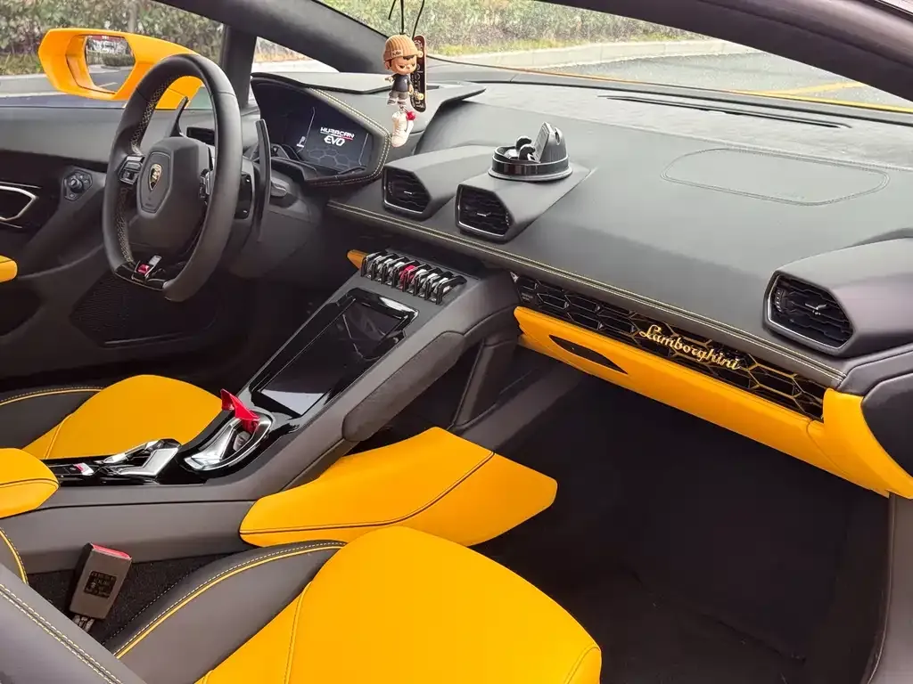 Lamborghini Huracan 2023 из CN, фото 5