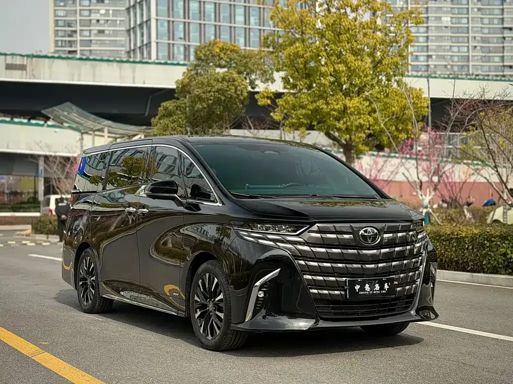 Toyota Alphard 2023 из CN, фото 9