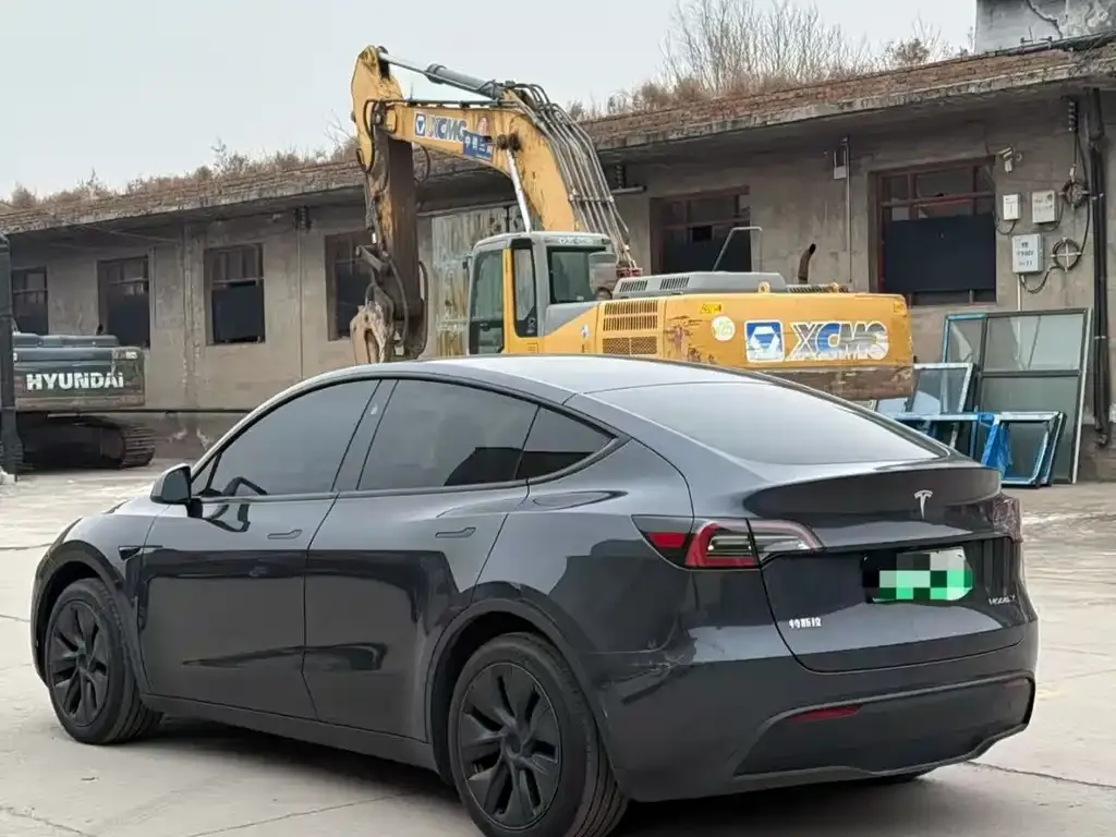 Tesla Model Y 2024 из CN, фото 9