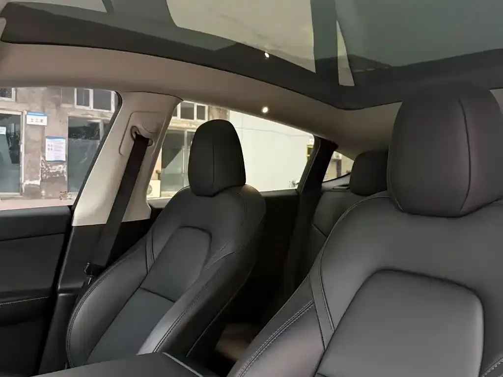 Tesla Model Y 2024 из CN, фото 6