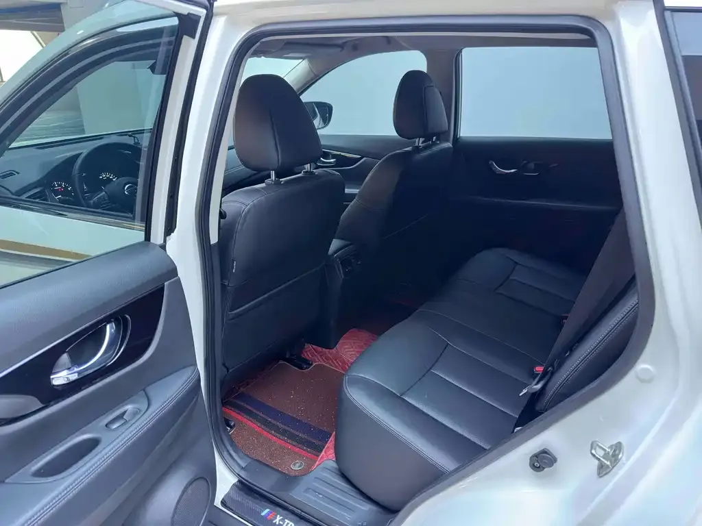 Nissan X-Trail 2022 из CN, фото 8