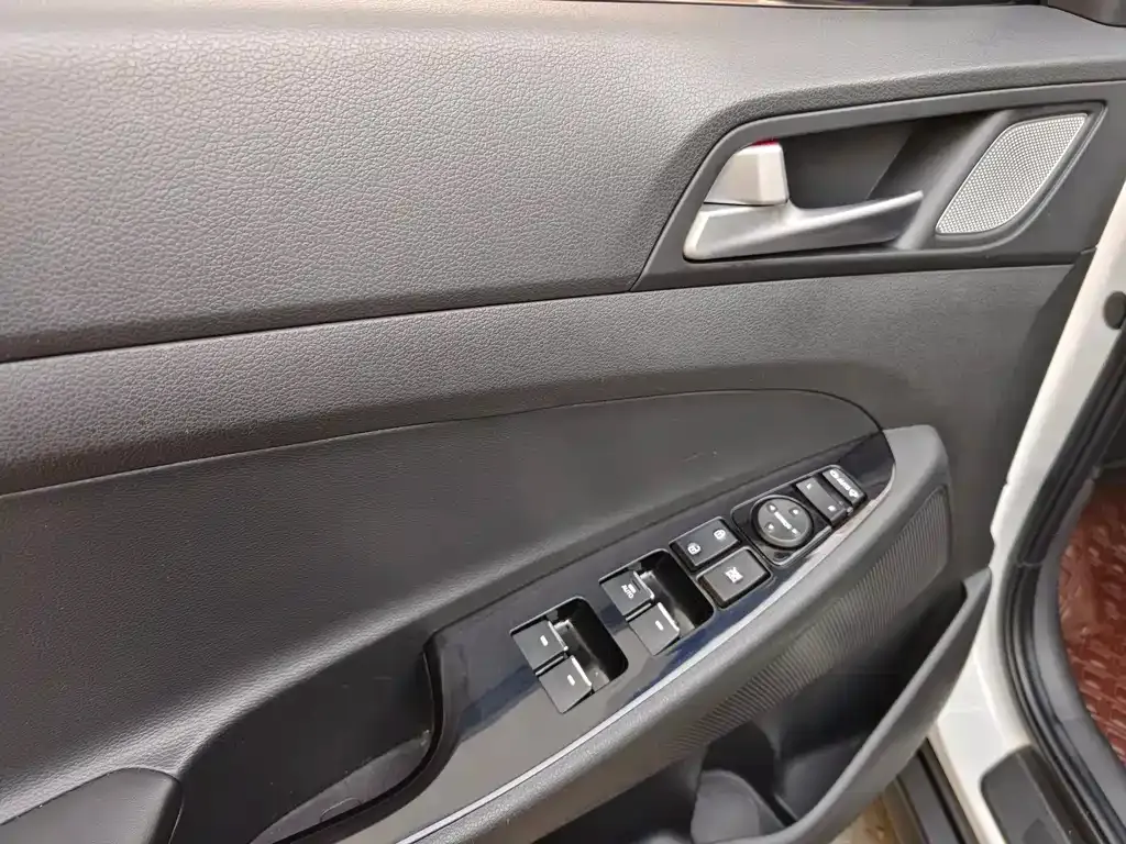 Hyundai Tucson 2021 из CN, фото 5