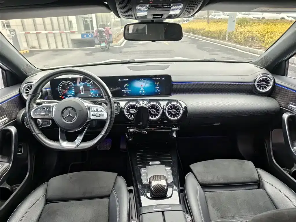 Mercedes-Benz A-Class 2023 из CN, фото 5