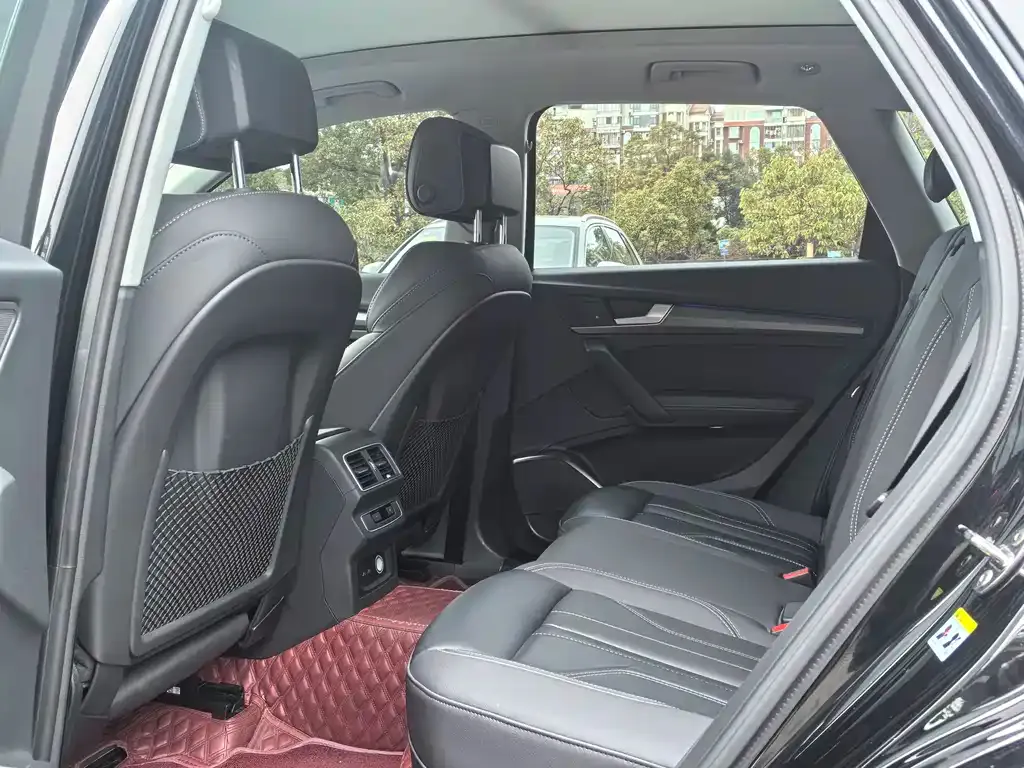 Audi Q5L 2022 из CN, фото 7