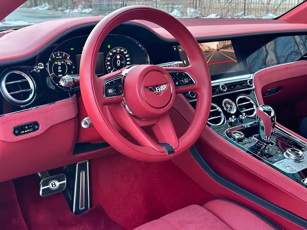 Bentley Continental PHEV 2025 из CN, фото 5