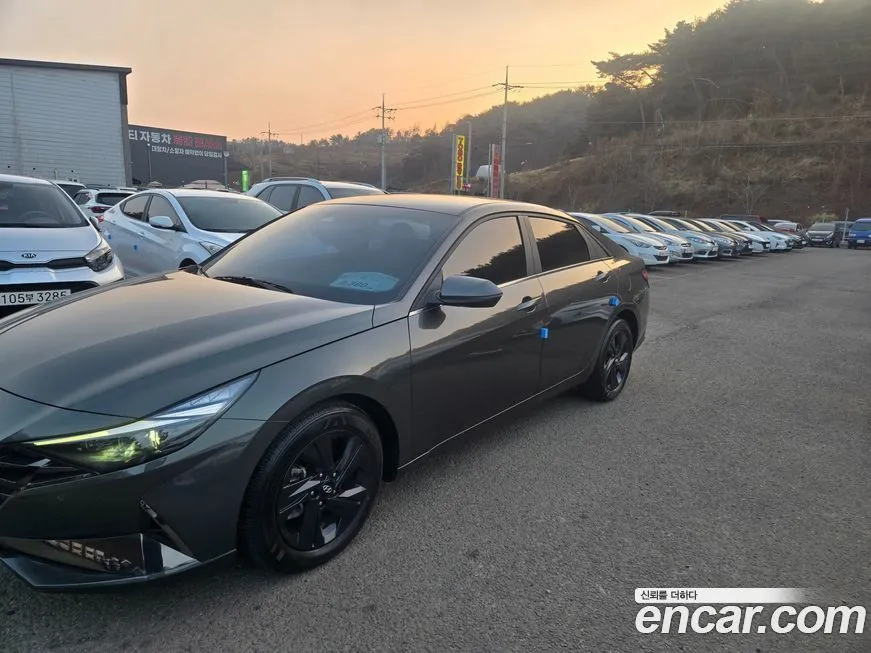 Hyundai AVANTE — фото 3