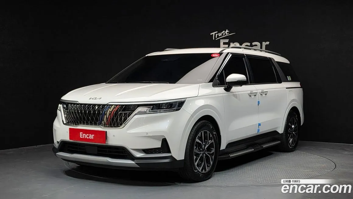Kia Carnival 2023 из KR, фото 1