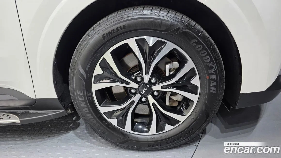 Kia Carnival 2023 из KR, фото 6