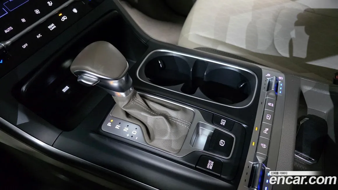 Kia Carnival 2023 из KR, фото 2