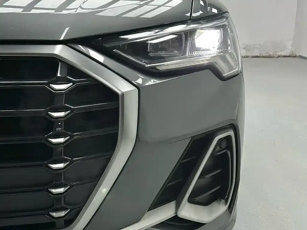 Audi Q3 2021 из CN, фото 5