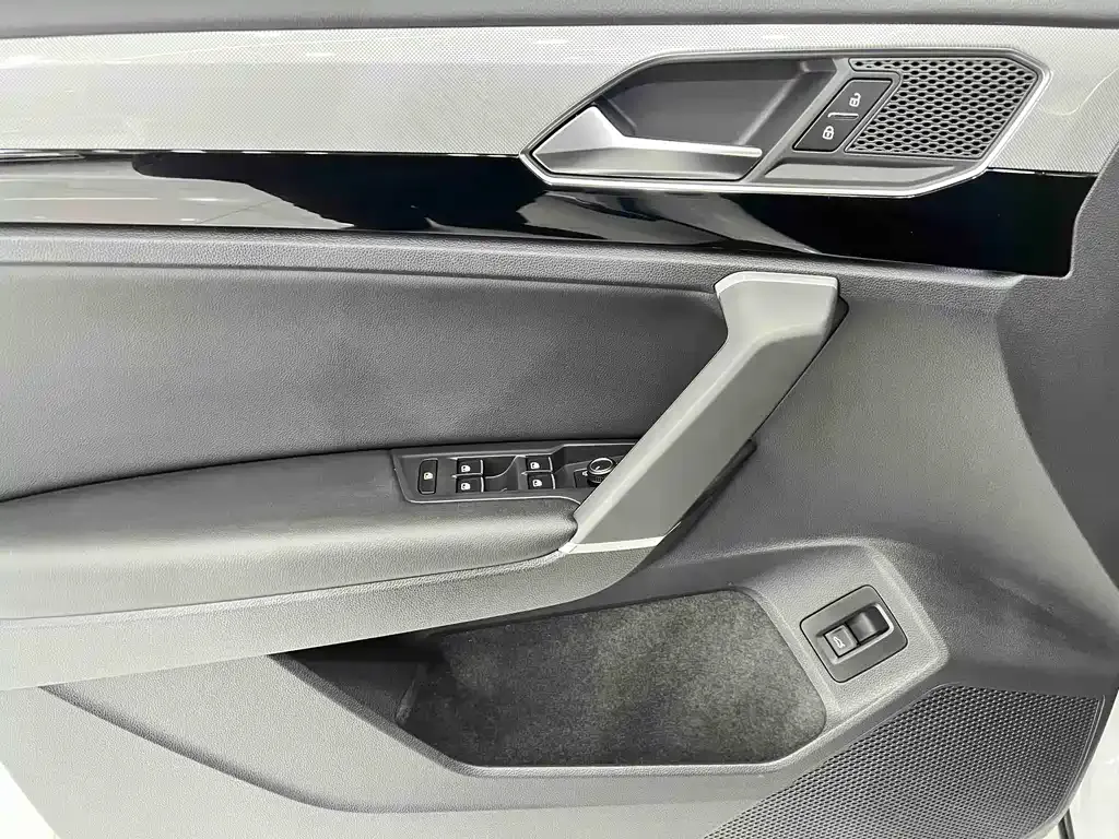 Volkswagen Tayron 2022 из CN, фото 10