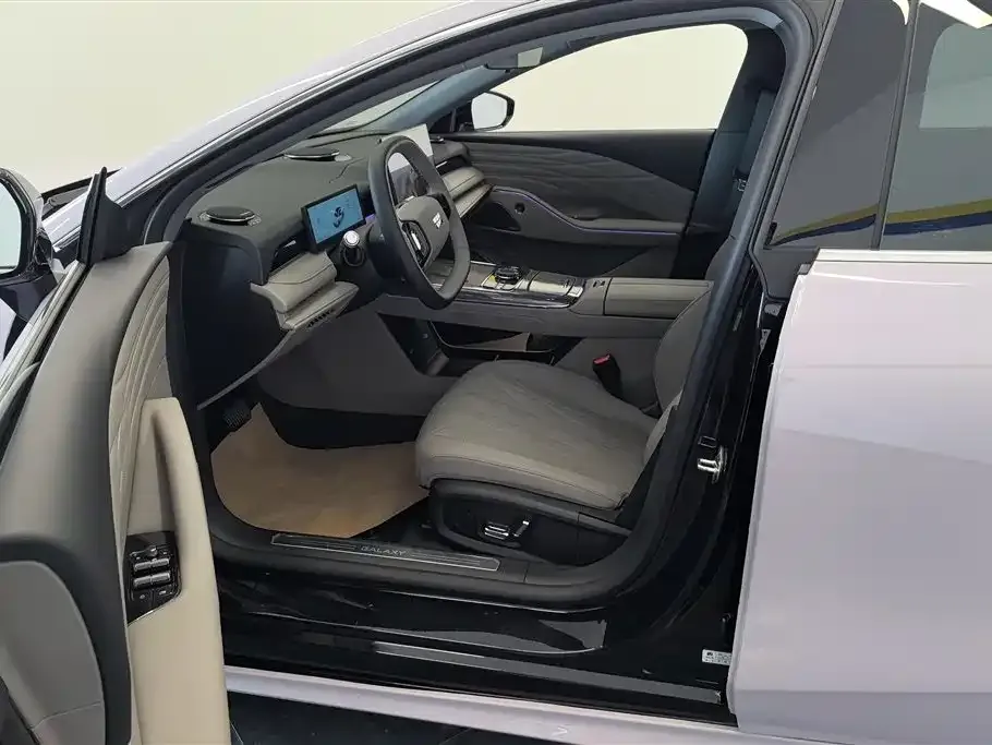 Geely Galaxy Xingyao 8 2025 из CN, фото 10